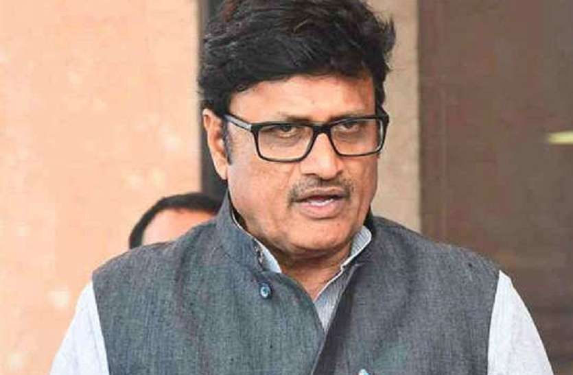 उपनेता प्रतिपक्ष राठौड़ बरसे, लगातार बिजली संकट के लिए ऊर्जा मंत्री कल्ला दें इस्तीफा