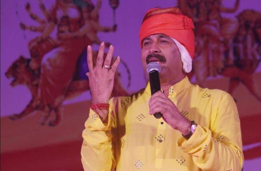 Manoj Tiwari Targeted Opposition Leaders on Lakhimpur Kheri Violence वाराणसी में मनोज तिवारी, लखीमपुर खीरी कांड को लेकर कांग्रेस पर साधा निशाना, केजरीवाल को बताया संस्कृित विरोधी