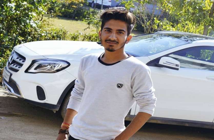 टेक्नोलॉजी के साथ ब्रांडिंग की नई रणनीतियां तैयार करना सीखा रहे : शिवम बंगवाल टेक्नोलॉजी के साथ ब्रांडिंग की नई रणनीतियां तैयार करना सीखा रहे शिवम बंगवाल