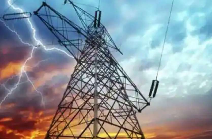 कोयला संकट बरकरार, दोगुने दाम पर बिजली खरीद रही है यूपी सरकार कोयला संकट बरकरार, दोगुने दाम पर बिजली खरीद रही है यूपी सरकार