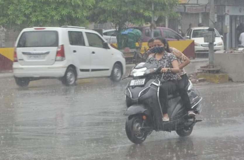 Weather Forecast News Today Weather Forecast News Today Live Updates: झारखंड, केरल, गुजरात में भारी बारिश का अलर्ट, जानिए अपने राज्य का मौसम