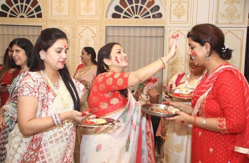 Navratri Celebration-सिंदूर खेला उत्सव मनाया