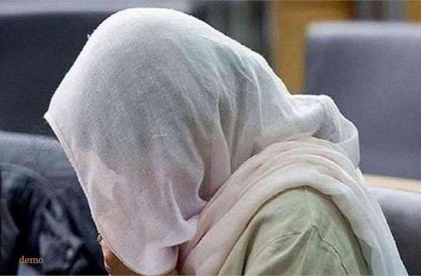 bareilly.jpg मां को अकेली पाकर आधी रात को बेटे ने किया रेप, थाने पहुंची पीड़िता ने सुनाई ये दर्दभरी दास्तां