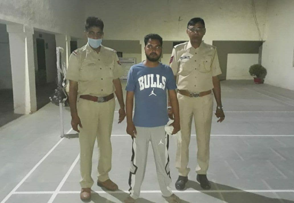 कर्ज उतारने के लिए कलेक्शन की राशि हड़पने को रचा लूट का झूठ का षड्यंत्र, परिवादी गिरफ्तार