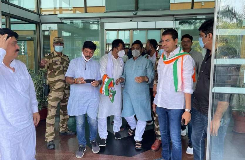 Jaipur Rajasthan Assembly ByElection प्रचार के लिए डोटासरा पहुंचे उदयपुर, 2 दिन करेंगे कार्यकर्ता सम्मेलन