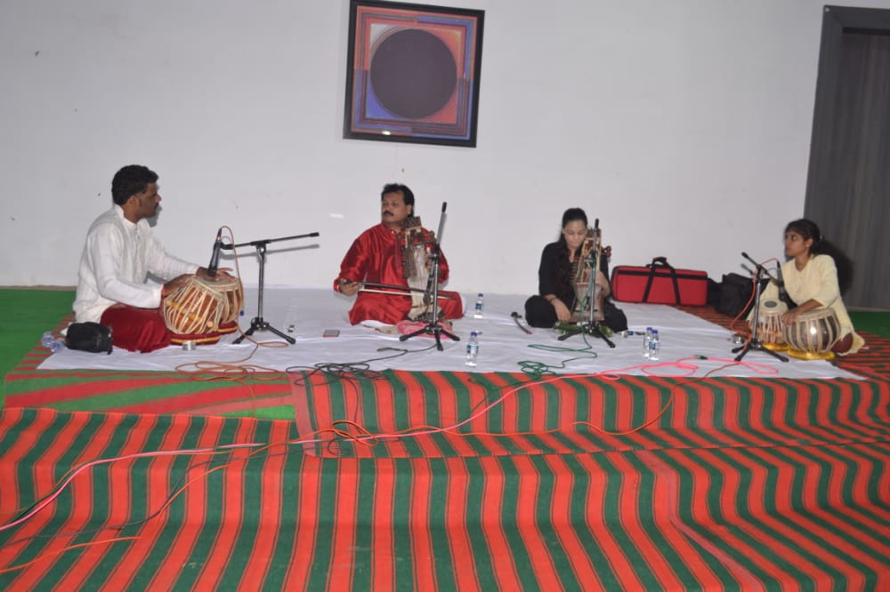 Audience mesmerized by the scintillating performance of Sarangi-Tabla