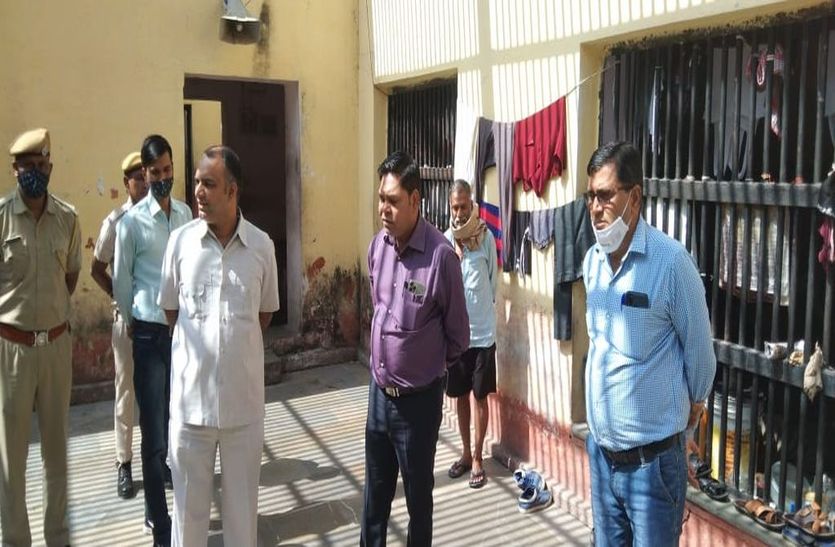 बंदियों से खचाखच मिला जिला कारागृह