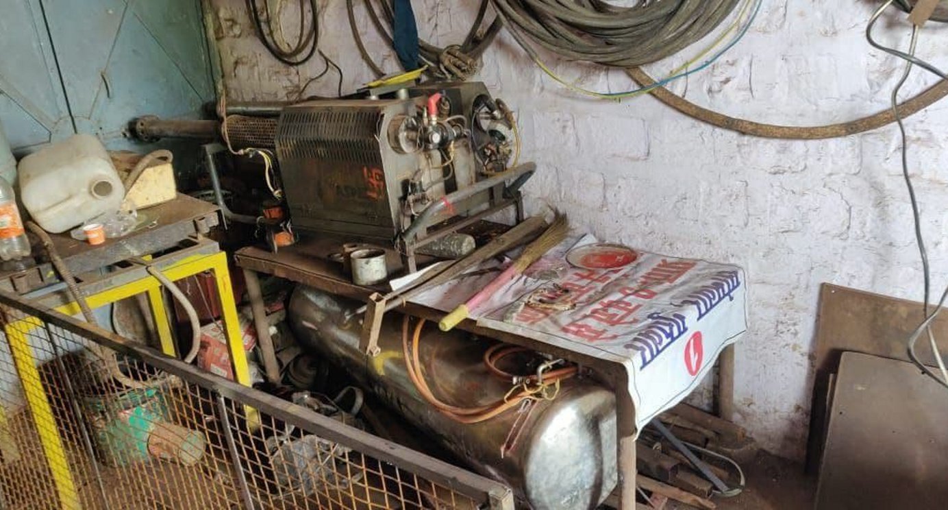 नपा में फॉगिंग मशीन खा रही धूल, मिनी फायर ब्रिगेड बनी जीप