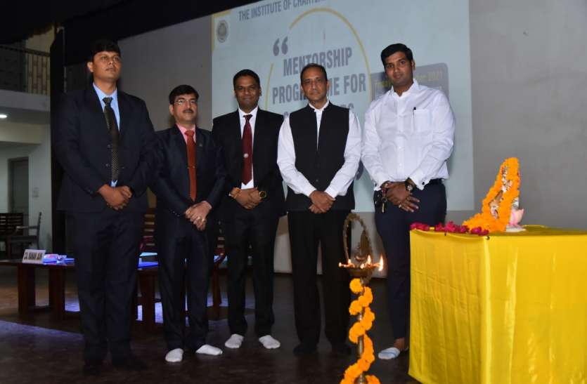 प्रेक्टिस में उपलब्ध अवसरों की दी जानकारी