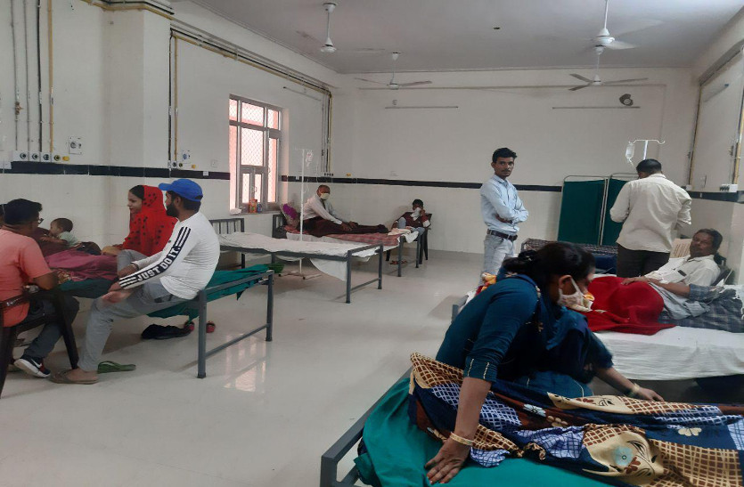 बुखार से पीडि़त, प्लेटलेट्स की कमी, डेंगू का खौफ