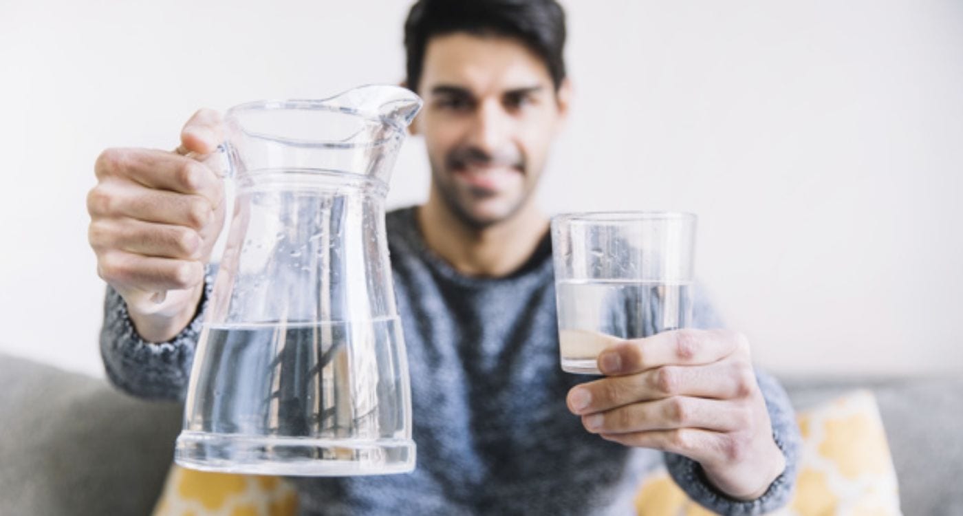 Winter Health Tips: रोजाना करें गुनगुने पानी का सेवन, सेहत को मिलेंगें अनेकों फायदे