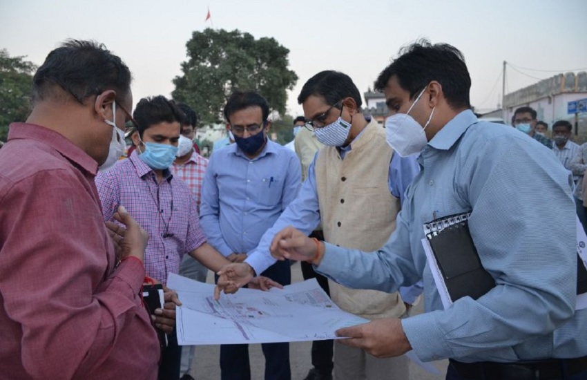 Madan Mahal Pink Station inspection