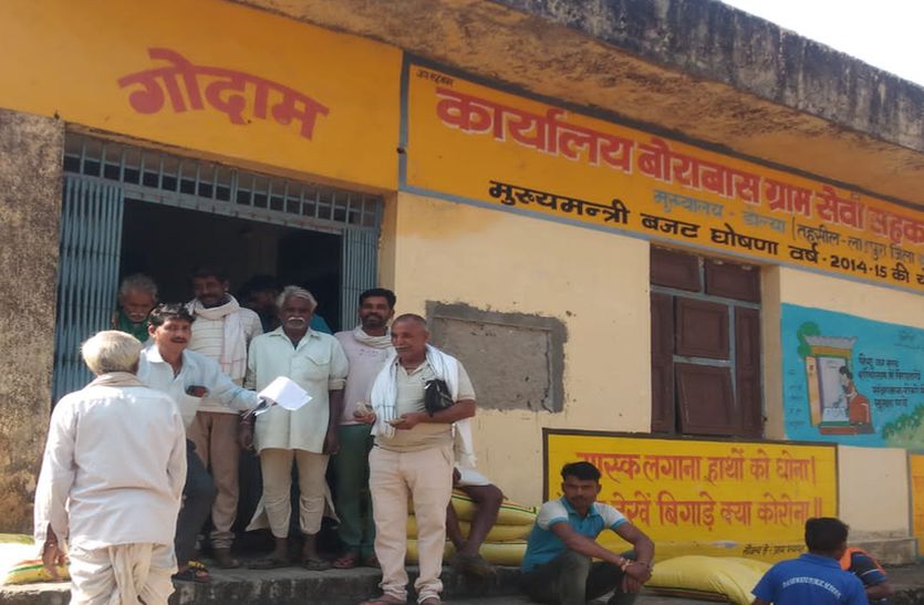 डोळ्या गांव की अजीब कहानी, तीन साल से पसरा है 'वहां ' सन्नाटा