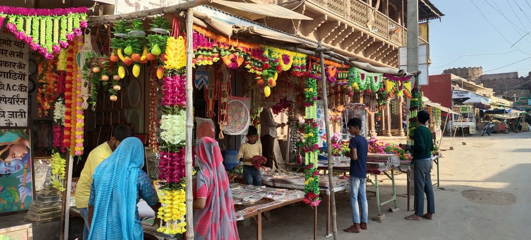 दीपावली का चार दिवसीय त्यौहार आज से, व्यापारियों में नजर आ रहा उत्साह