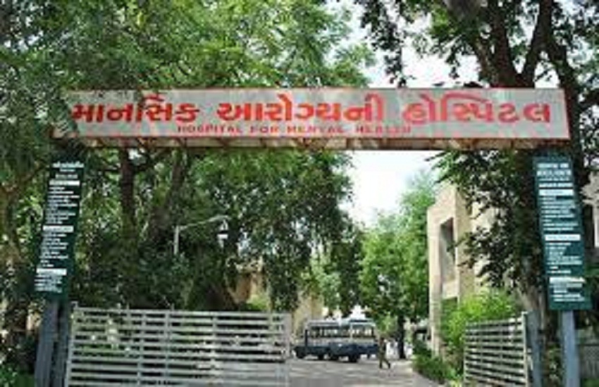 Ahmedabad : मानसिक आरोग्य अस्पताल के मरीजों ने उठाया अतिशबाजी का लुत्फ