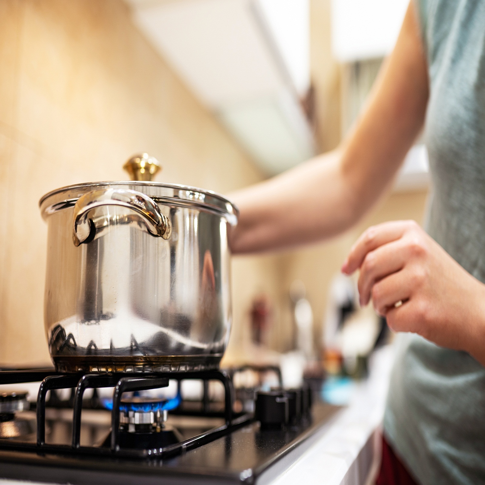 जानिए रसोई गैस बचाने का आसान टिप्स