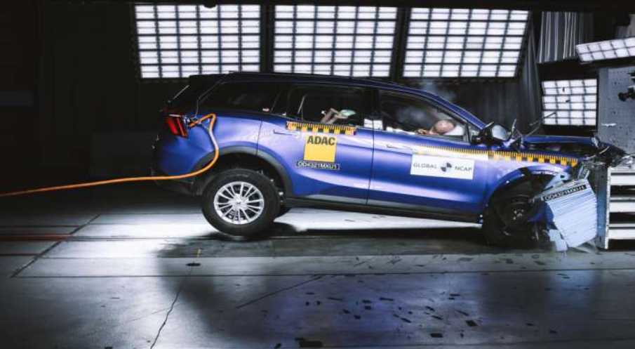 screenshot_2021-11-11_mahindra_xuv700_in_global_ncap_tests.png