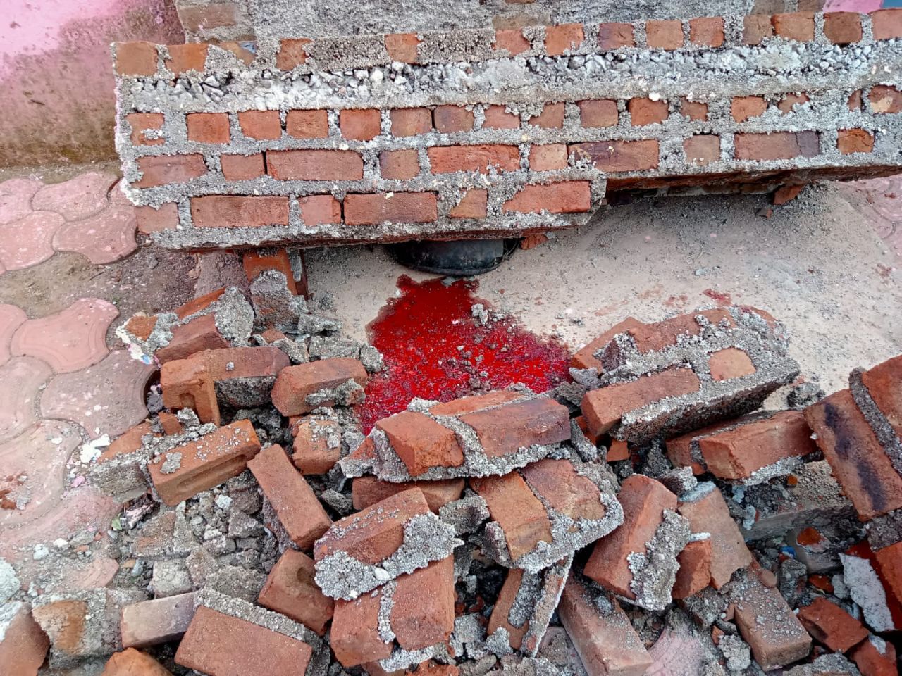 One girl student died, three girl students injured due to the fall of the wall of the building being constructed in the school