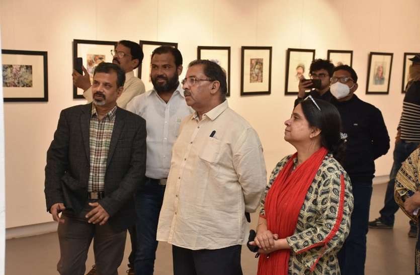 Painting exhibition started in Surekh Art Gallery Painting Exibition In JKK: सुरेख आर्ट गैलेरी में शुरू हुई पेंटिंग एग्जिबिशन