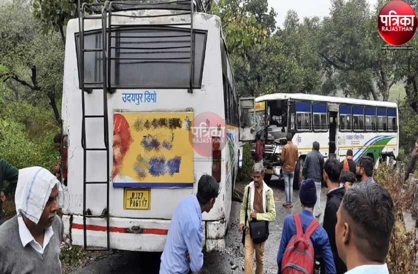 VIDEO : रोडवेज की दो बसों में आमने-सामने भिड़ंत, 25 यात्री घायल, लगा जाम
