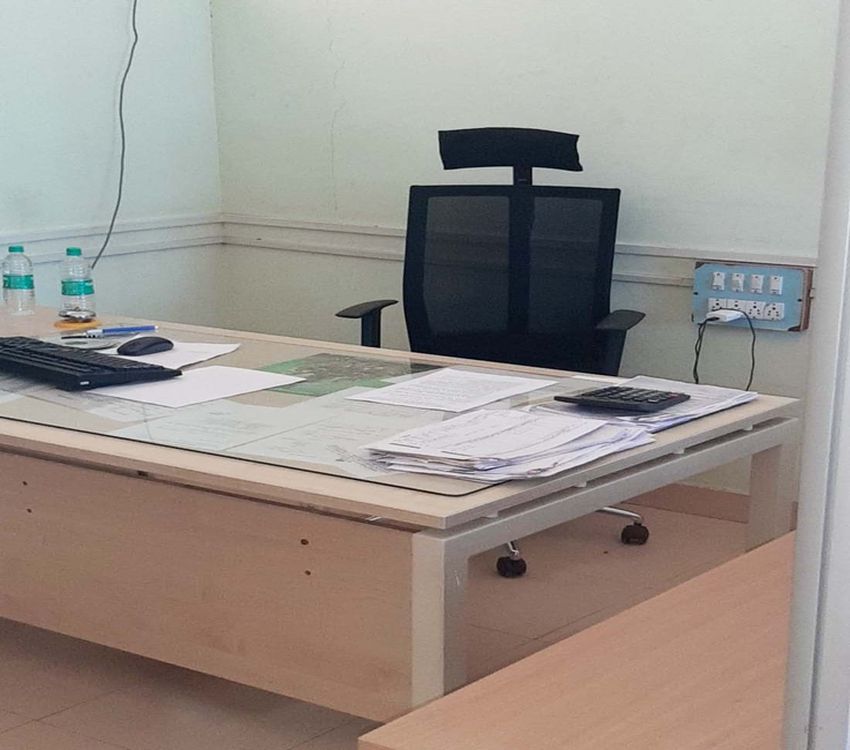 तालुक कार्यालयों में मूलभूत सुविधाओं का अभाव