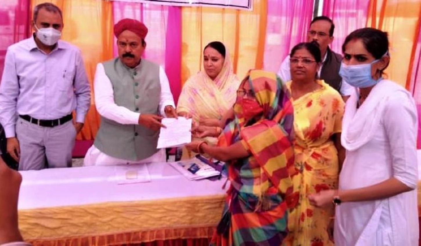 ग्रामीणों की समस्याएं अधिक से अधिक शिविर के मौके पर निपटाएं: विधायक
