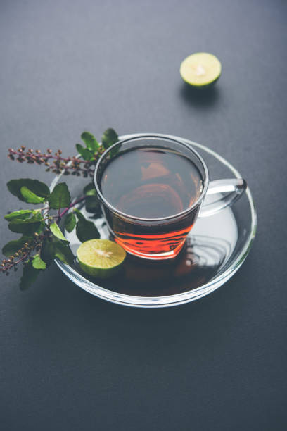 Tulsi Tea Benefits: आइए जानते हैं रोजाना तुलसी की चाय पीने के स्वास्थ्य लाभ के बारे में
