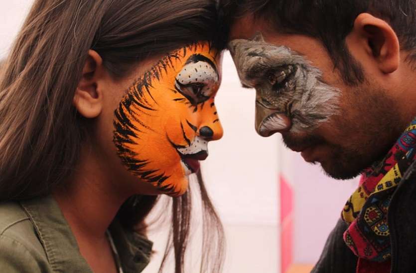 शिल्पग्राम में नजर आई यूथ की किएटिविटी शिल्पग्राम में नजर आई यूथ की किएटिविटी