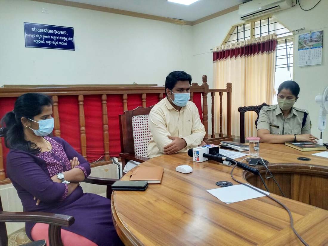 कोविड ओमिक्रॉन के भय से सीमावर्ती जिलों में कड़े बंदोबस्त