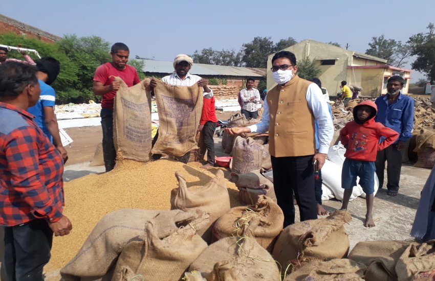 धान खरीदी महाअभियान का आगाज, किसानों में उत्साह