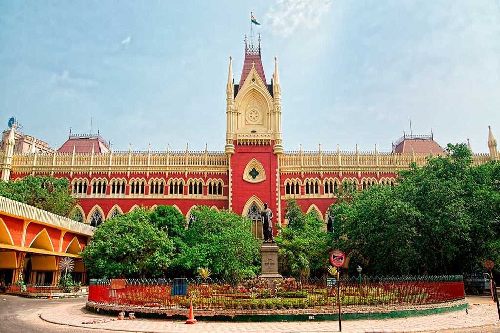 Pulling hands and proposing for marriage is not sexual assault: HC