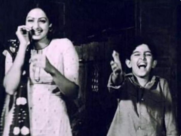 This child artist with Sridevi is today's Bollywood superstar