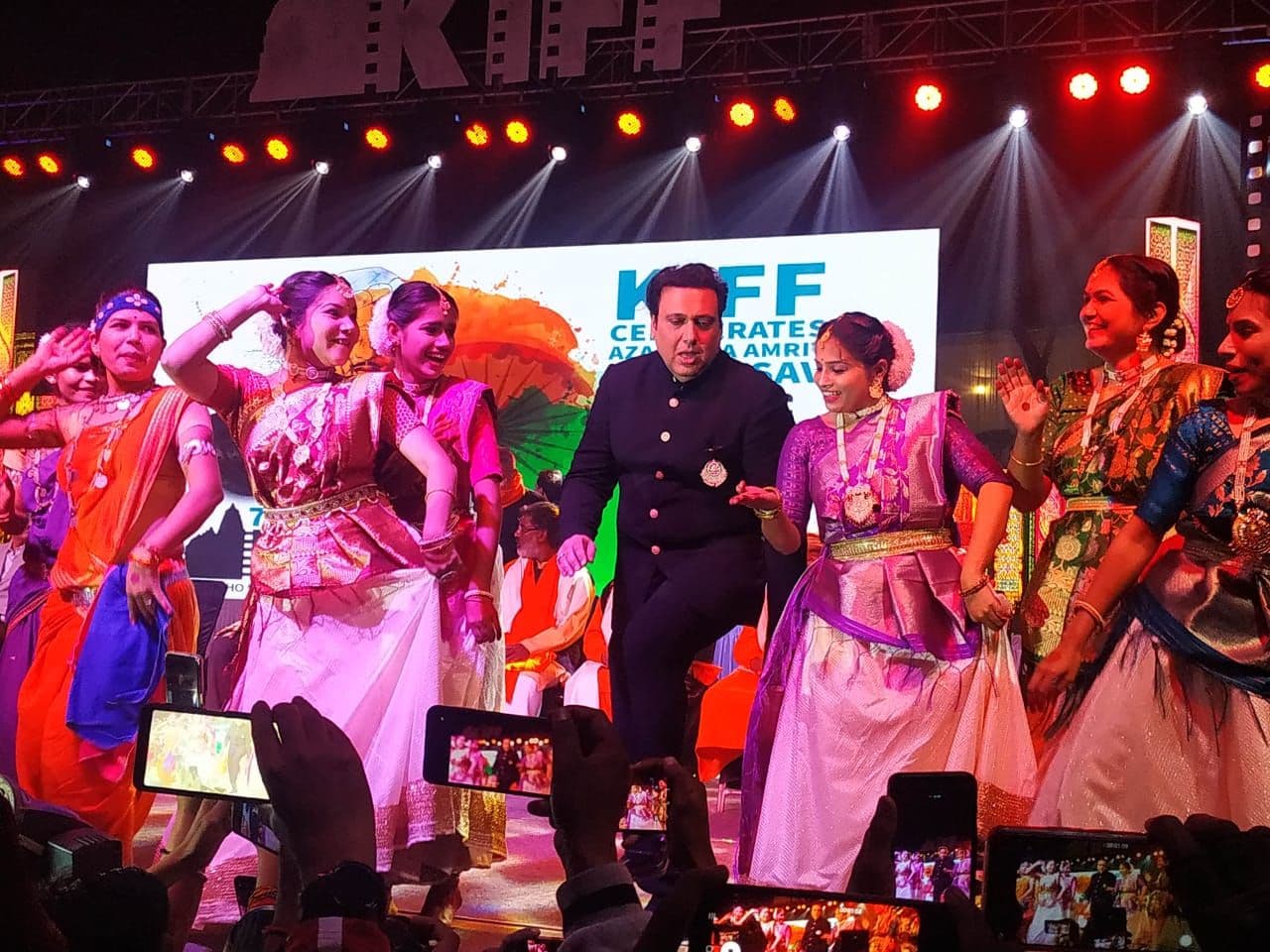 अभिनेता गोविंदा ने किया शुभारंभ