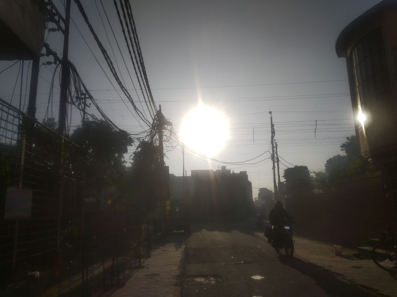 Today Weather Report : पश्चिमी विक्षोभ के तेज होने से बदलेगा मौसम, ठंडी हवाओं से गिरा एनसीआर सहित वेस्ट का तापमान