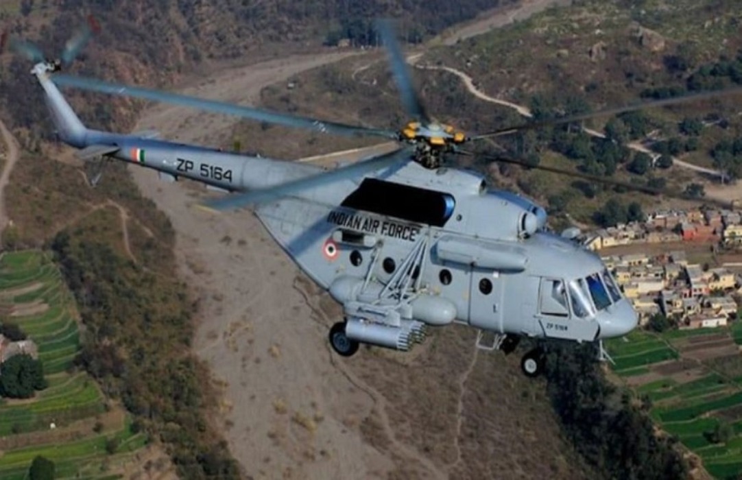 Helicopter crash accident : सीडीएस विपिन रावत के निधन पर मेरठवासियों ने ऐसे दी श्रद्धांजलि
