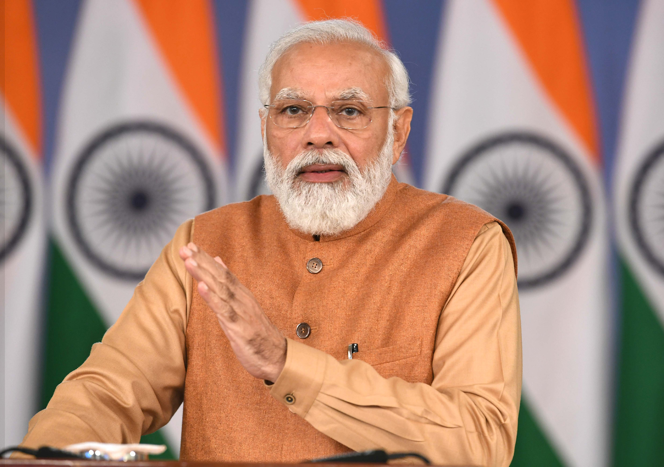 PM Modi: प्रधानमंत्री मोदी ने कहा , खेती को कैमिस्ट्री की लैब से प्रकृति की प्रयोगशाला से जोडऩा होगा