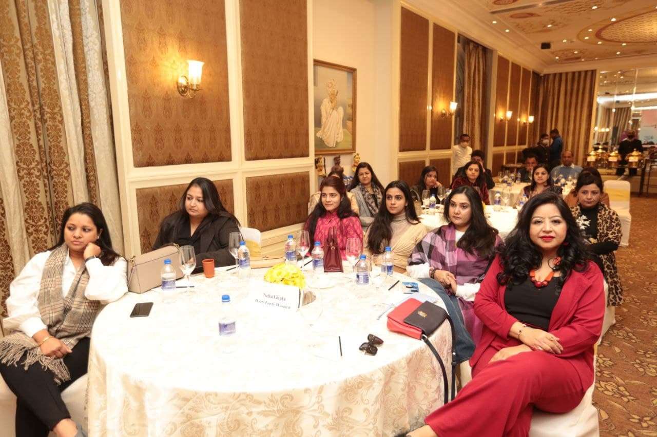 सेलिब्रिटी के काम-हार्डवर्क को करें फॉलो, उनके नकारात्मक काम नकारें - अजयपाल लांबा