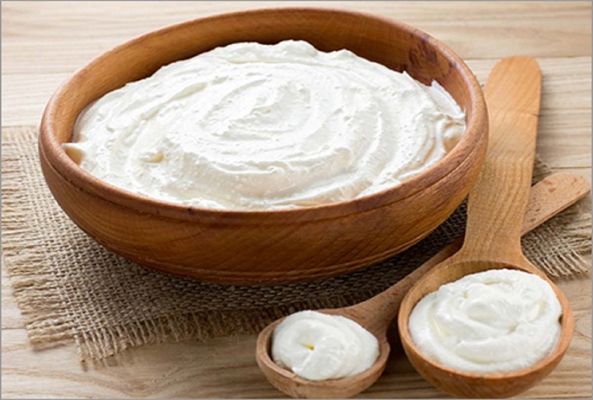 whether curd is beneficial or harmful for health in cold,