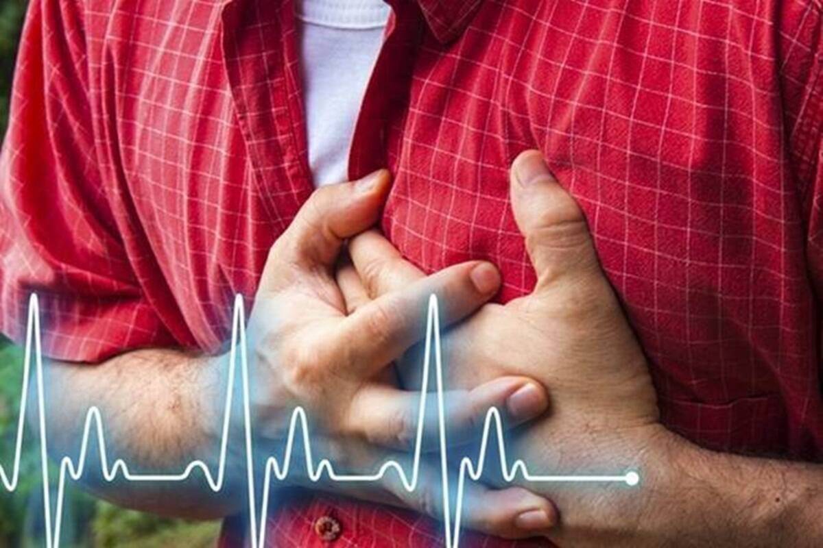 Heart Attack Symptoms: कहीं आप भी हार्ट अटैक के शिकार तो नही हो रहे जाने इनके लक्षण 