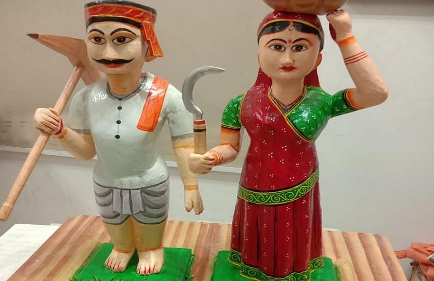 काशी के कलाकारों ने पीएम मोदी के लिए तैयार किया अनूठा उपहार