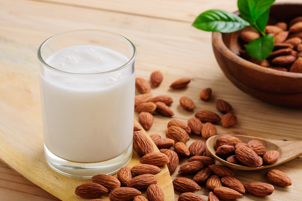 Benefits of Almond Milk for health