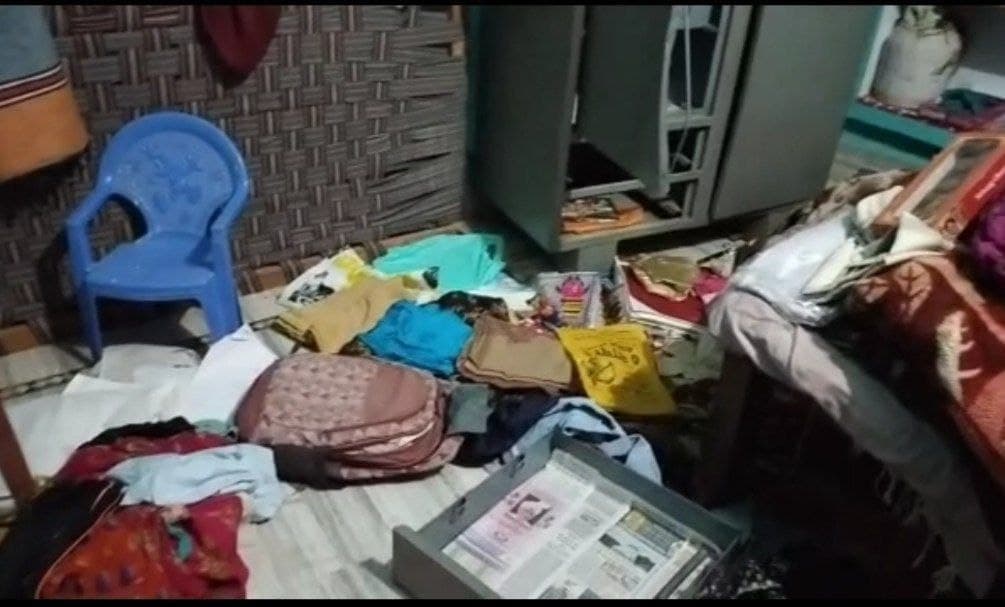 शिक्षक के सूने मकान से 15 लाख की चोरी