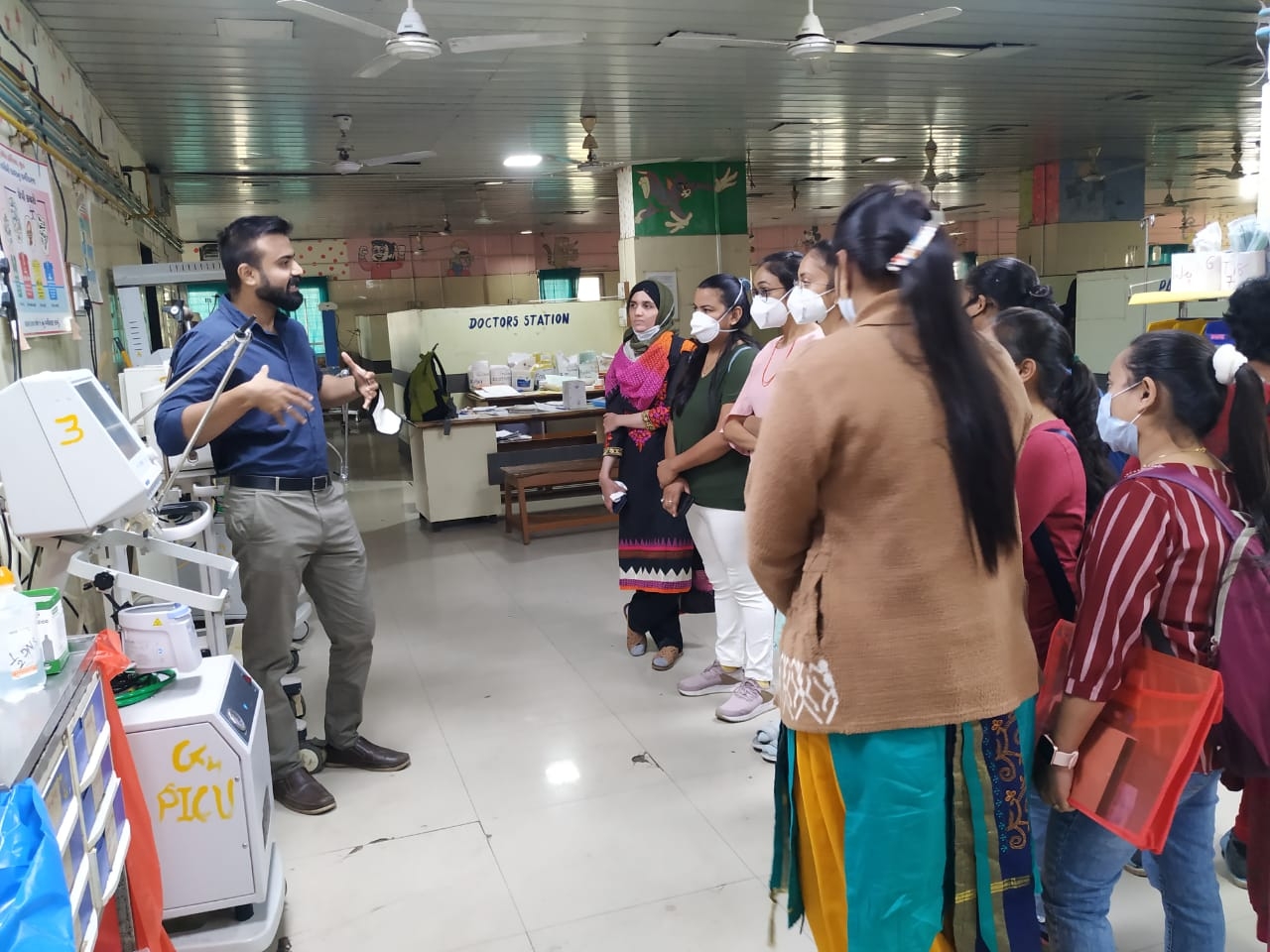 सूरत में ओमिक्रॉन की एंट्री के बाद..ग्रामीण क्षेत्रों के डॉक्टर और नर्सिंग स्टाफ की ट्रेनिंग शुरू
