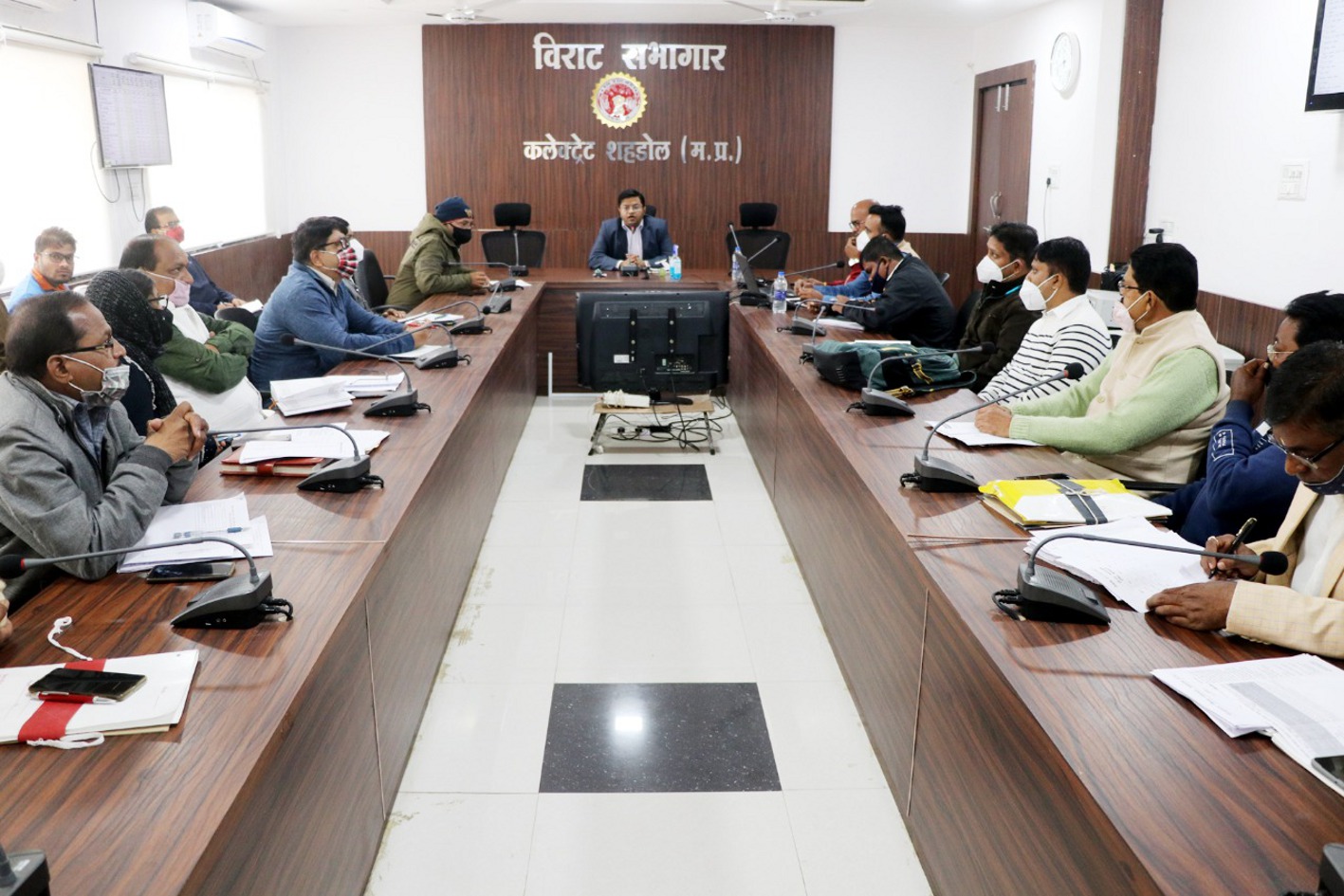 सीएम हेल्पलाइन के लंबित प्रकरणों के निराकरण की जानकारी प्रतिदिन भेजें अधिकारी