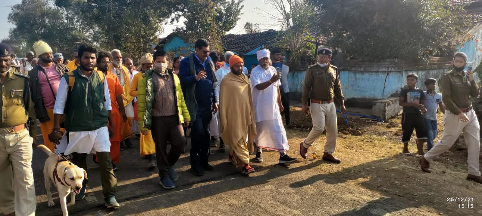The judge walked with Mahamandaleshwar, the journey reached garbage