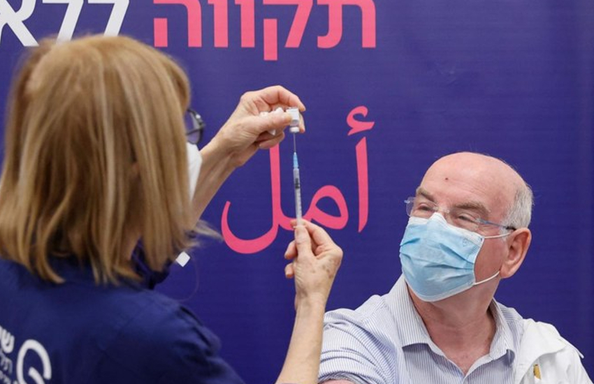 fourth dose of COVID-19 vaccine