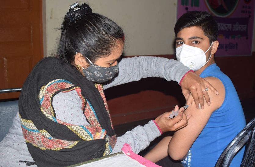Children showed enthusiasm in vaccination