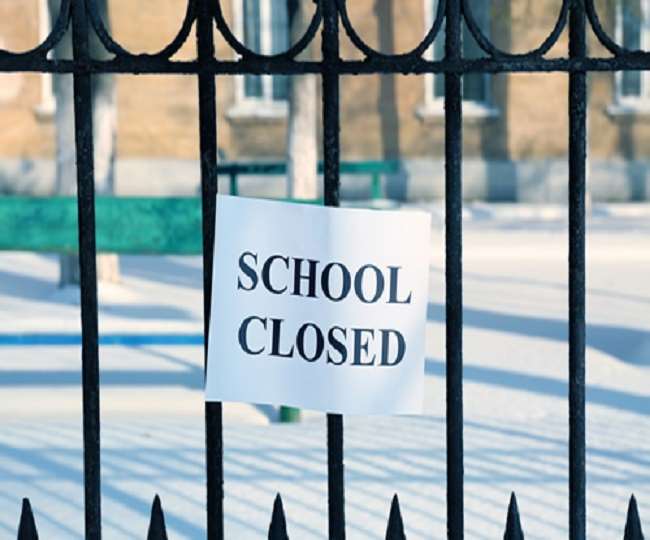 School Closed in UP Due to 992 Corona Case in 24 hours