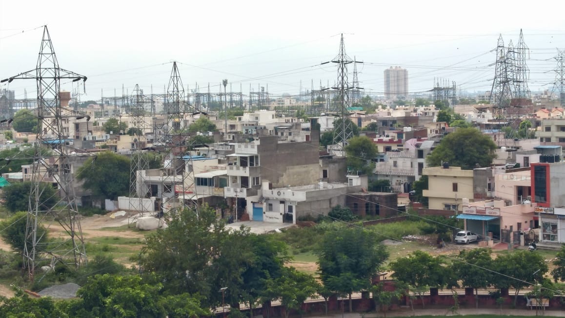 60 फीट रोड पर पट्टे की मांग, अतिरिक्त आयुक्त को दिया ज्ञापन