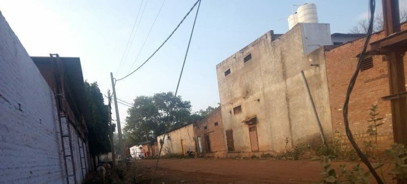 उद्योग धंधों के नाम पर ली जमीन किराए पर उठाई